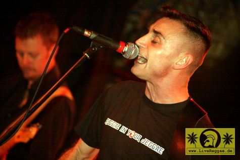 The Hotknives (UK) 15 Years Grover Records - Kassablanca, Jena 04. Oktober 2008 (7).jpg